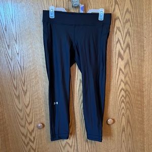 Under Armor Capri Compression Leggings